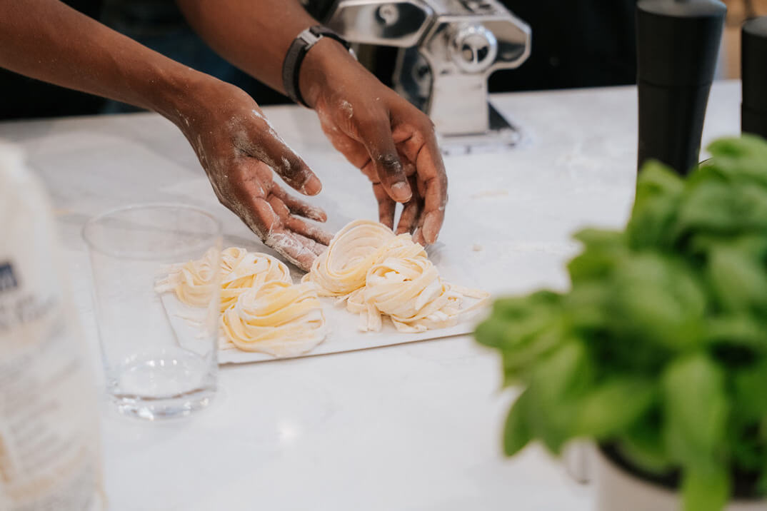 Fettuccine Alfredo cooking class - learn how to make fresh fettuccine