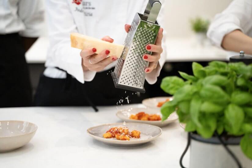 Gnocchi_cooking_class_make_gnocchi_with_fresh_ingredients